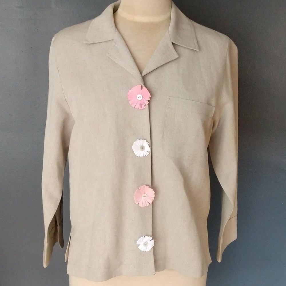 Boxy linen blend top with flower buttons